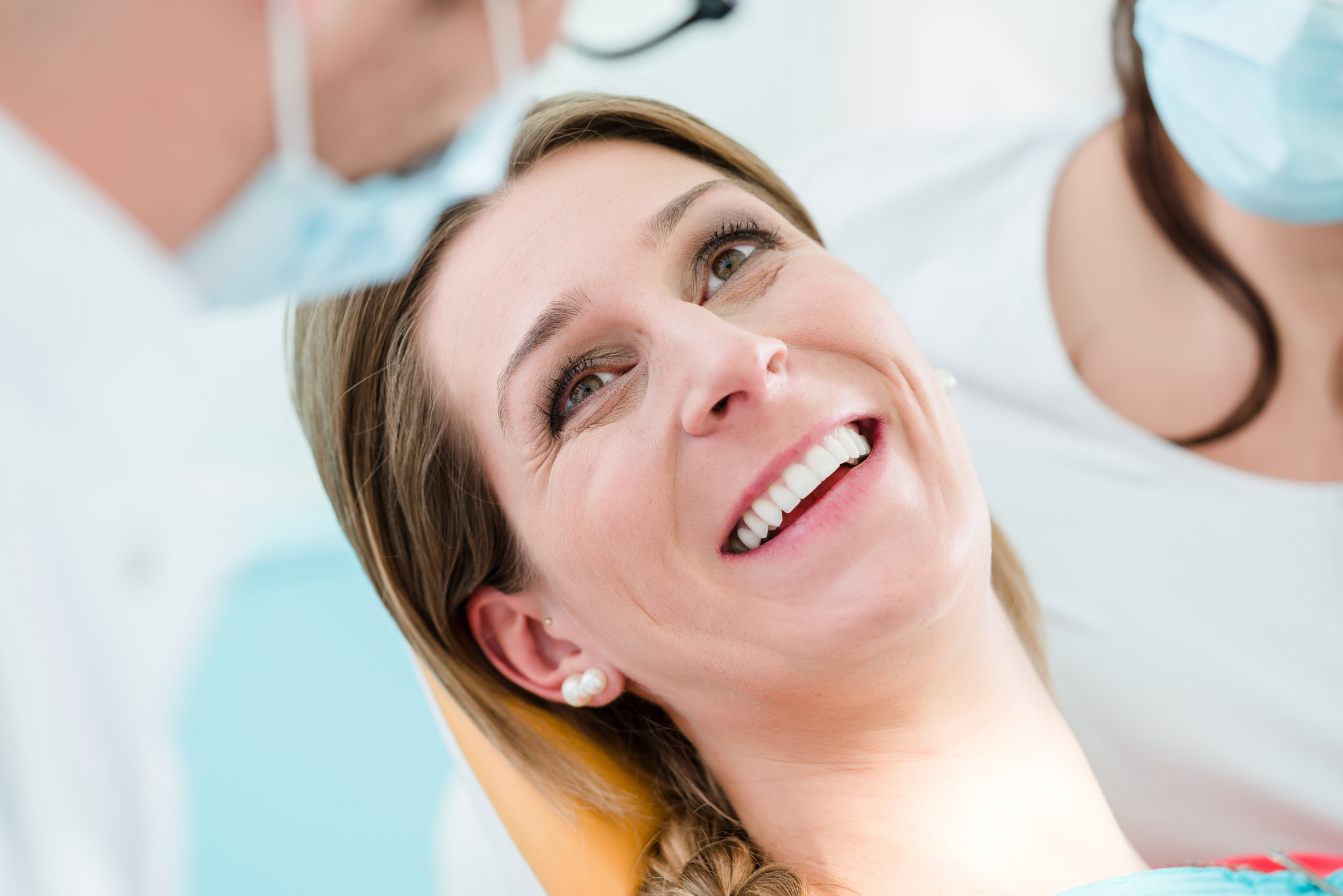 Dentist, Woman, tooth, teeth, smiling, clean, toothy, man, Dentistry, office, surgery, clinic, dentists office, dental, patient, treatment, doctor, seeing, Profession, occupation, working, people, person, room, Caucasian, white, stomatology fotolia_118705539_l.jpg